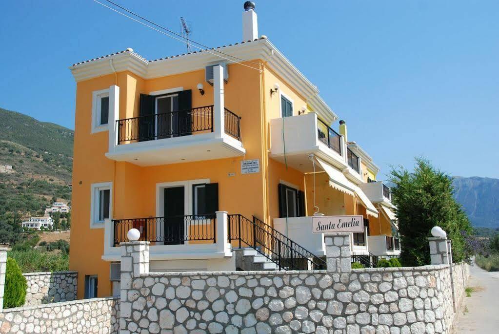 Aparthotel Santa Emelia Vasilikí Exteriér fotografie